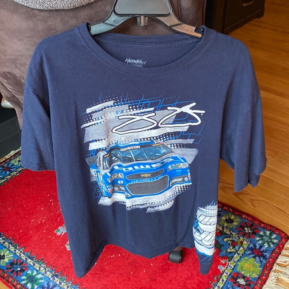 Hendrick Motorsports Jimmie Johnson 48 NASCAR Large T-Shirt
